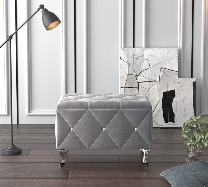 Home Design Bodhi Upholstered Flip Top Storage Bench For Adult