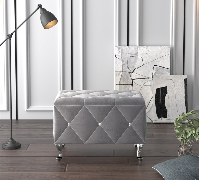 Home Design Bodhi Upholstered Flip Top Storage Bench For Adult
