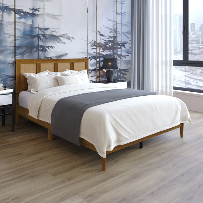 Home Design Skokie Platform Bed Frame, Brown