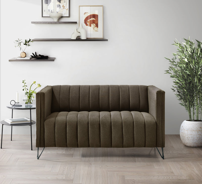 Home Design Kurtis Square Arm Loveseat